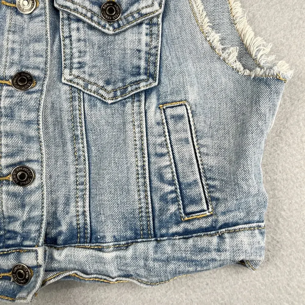 Chiqle Denim Vest Jacket Button Up Youth Girls Size Medium Blue Pockets